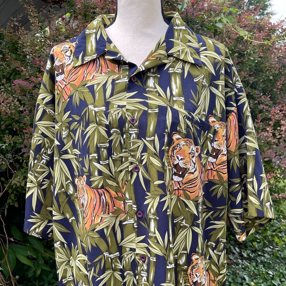 Vintage 1980s Men's NorthPeak Dress Casual Jungle Tiger Shirt Size Large